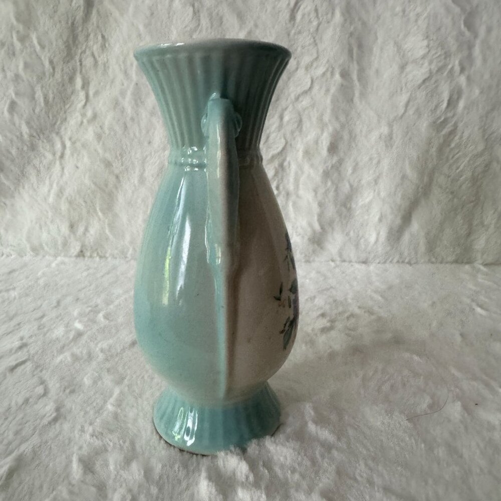 Vintage Royal Copley Vase 20th Century Shabby Chic Cottage Floral Blue Pink 7" - Picture 6 of 8